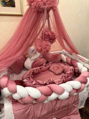 Rosy Swan Dreamland Crib Set